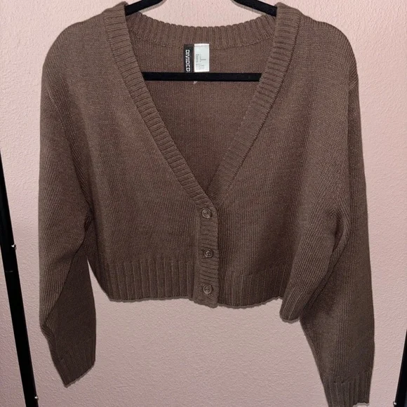 H&M Brown Cropped Cardigan - Picture 1 of 2